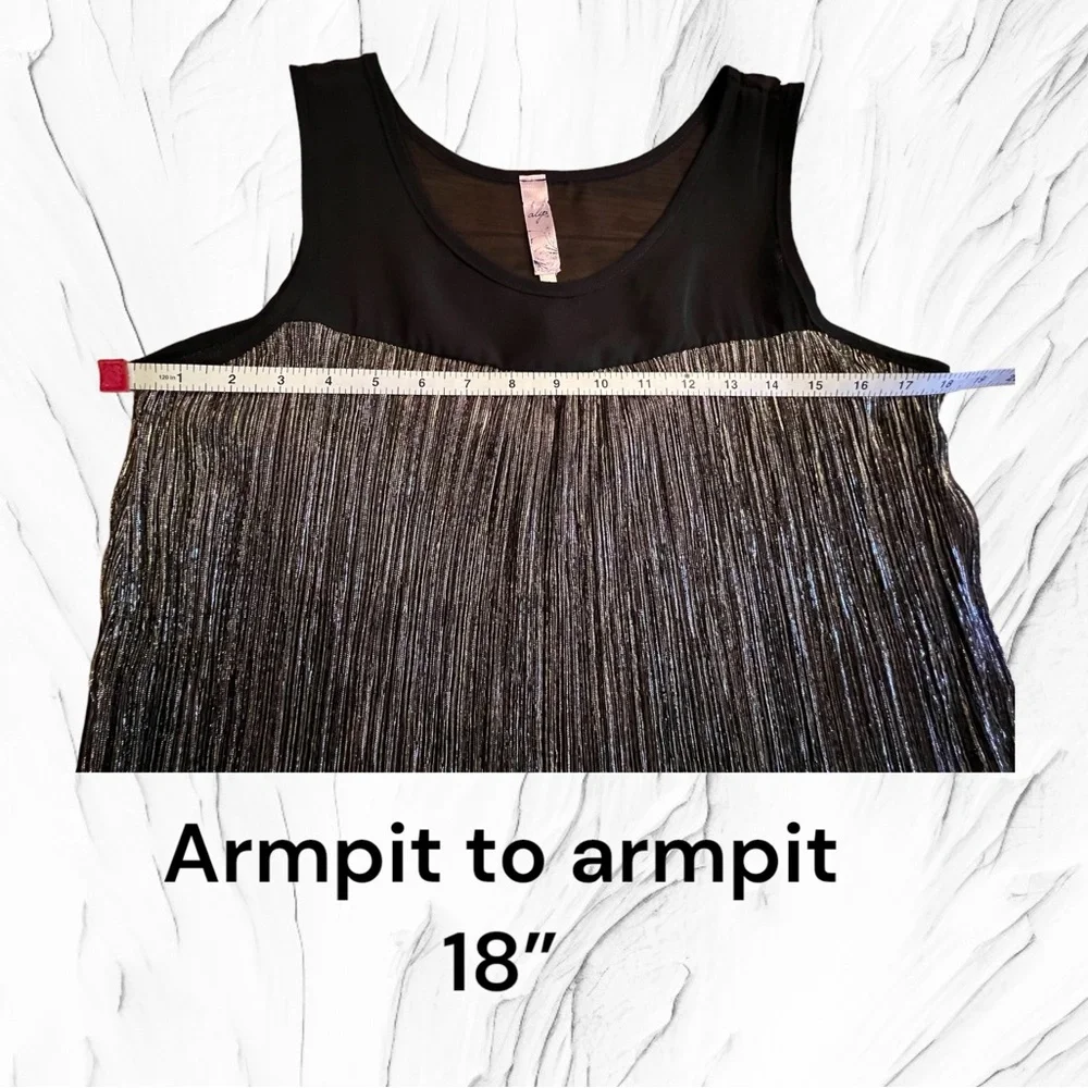 Women’s Alya Sleeveless, Metallic And Sheer Shirt, Black & Silver, Size Medium - Picture 5 of 9